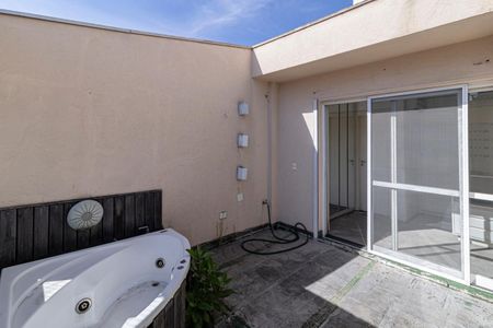 Apartamento à venda com 75m², 1 quarto e 2 vagas Apartamento à venda com 75m², 1 quarto e 2 vagasArea Privativa