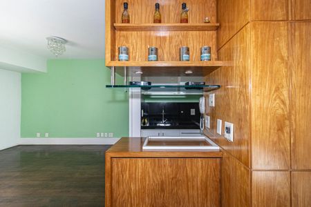 Apartamento à venda com 75m², 1 quarto e 2 vagas Apartamento à venda com 75m², 1 quarto e 2 vagasCozinha