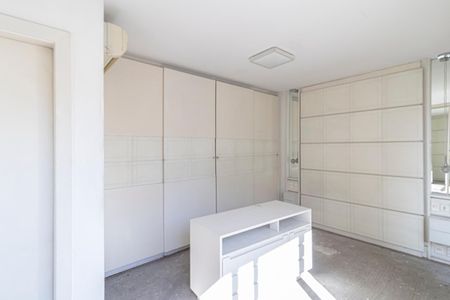 Apartamento à venda com 75m², 1 quarto e 2 vagas Apartamento à venda com 75m², 1 quarto e 2 vagasQuarto Suíte
