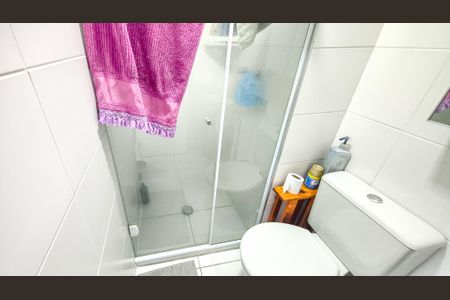 Apartamento à venda com 58m², 2 quartos e 1 vaga Apartamento à venda com 58m², 2 quartos e 1 vagaBanheiro da Suíte