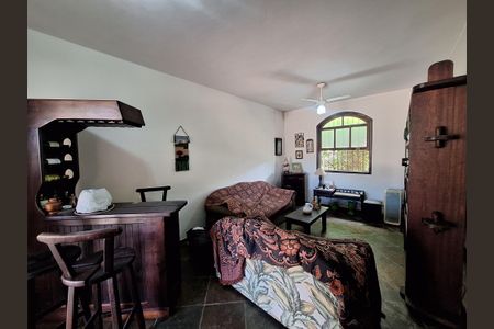 Casa à venda com 3 quartos, 200m² em Itaipu, Niterói