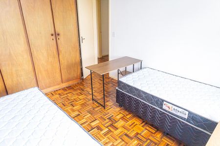 quarto 3 de apartamento para alugar com 5 quartos, 65m² em Indaiá, Belo Horizonte
