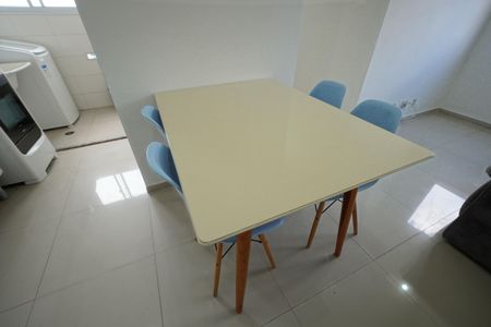 Apartamento à venda com 44m², 2 quartos e 1 vagaSala