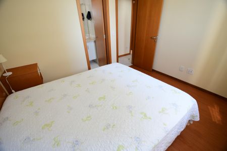 Apartamento para alugar com 80m², 3 quartos e 2 vagasQuarto 3 - Suíte