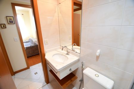 Apartamento para alugar com 80m², 3 quartos e 2 vagasBanheiro Social