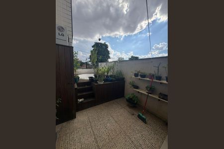 Apartamento à venda com 139m², 3 quartos e 2 vagasFoto 03