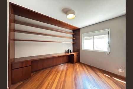 Apartamento para alugar com 212m², 4 quartos e 4 vagas Apartamento para alugar com 212m², 4 quartos e 4 vagasSuíte 1