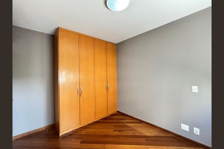 Apartamento para alugar com 212m², 4 quartos e 4 vagas Apartamento para alugar com 212m², 4 quartos e 4 vagasSuíte 3