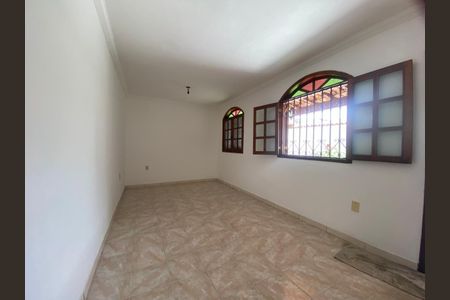 Foto 03 de casa à venda com 3 quartos, 175m² em Serrano, Belo Horizonte