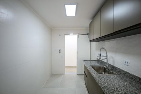 Apartamento para alugar com 70m², 2 quartos e 2 vagasCozinha