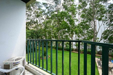 Apartamento para alugar com 70m², 2 quartos e 2 vagasVaranda