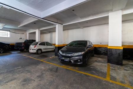 Apartamento à venda com 98m², 2 quartos e 1 vaga Apartamento à venda com 98m², 2 quartos e 1 vagaGaragem