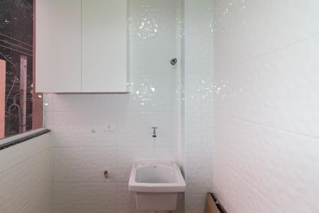 Apartamento à venda com 37m², 2 quartos e sem vaga Apartamento à venda com 37m², 2 quartos e sem vagaÁrea de Serviço