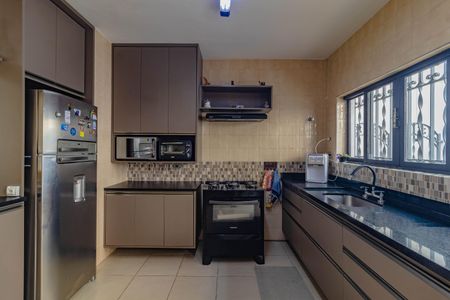 Casa à venda com 3 quartos, 272m² em Vila da Saúde, São Paulo