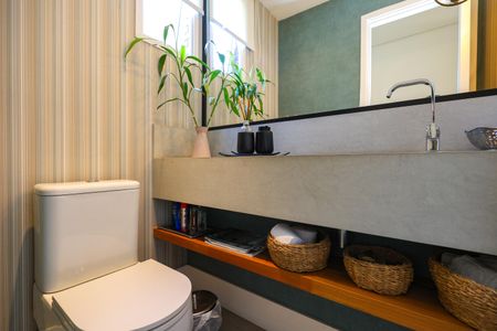 Casa de condomínio à venda com 126m², 2 quartos e 3 vagasLavabo