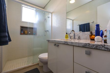 Casa de condomínio à venda com 126m², 2 quartos e 3 vagasBanheiro da Suíte 2