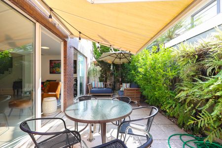 Casa de condomínio à venda com 126m², 2 quartos e 3 vagasTerraço