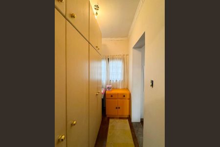 Casa à venda com 146m², 3 quartos e 2 vagasCloset - Suíte 1
