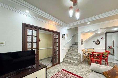 Casa à venda com 146m², 3 quartos e 2 vagasSala