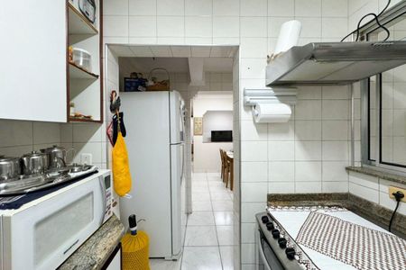 Casa à venda com 146m², 3 quartos e 2 vagasCozinha 