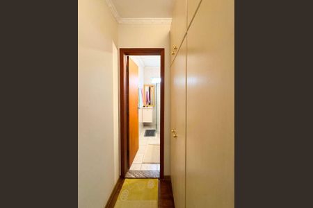 Casa à venda com 146m², 3 quartos e 2 vagasCloset - Suíte 1