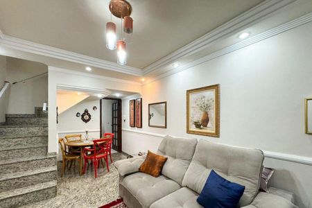 Casa à venda com 146m², 3 quartos e 2 vagasSala