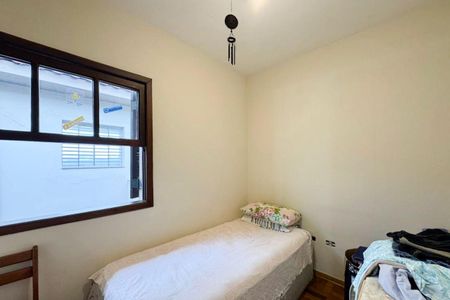 Casa à venda com 146m², 3 quartos e 2 vagasSuíte 2