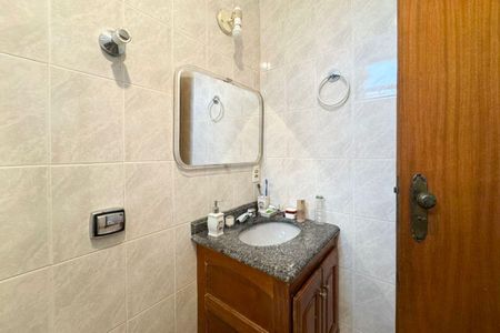 Casa à venda com 146m², 3 quartos e 2 vagasBanheiro - Suíte 3