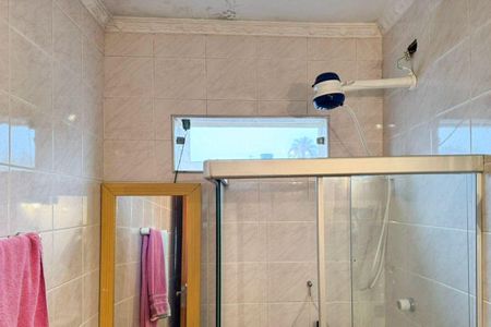 Casa à venda com 146m², 3 quartos e 2 vagasBanheiro - Suíte 1