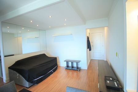 Apartamento à venda com 68m², 3 quartos e 2 vagas