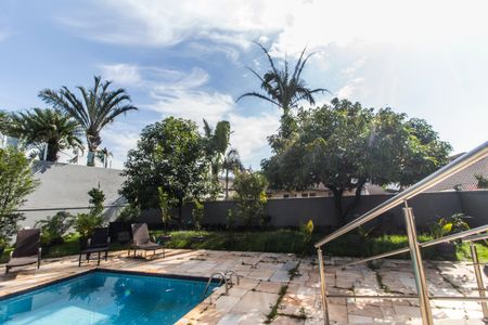 Casa de condomínio para alugar com 600m², 4 quartos e 9 vagas Casa de condomínio para alugar com 600m², 4 quartos e 9 vagasVista