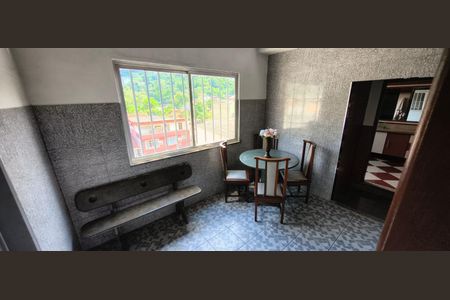 Casa à venda com 200m², 4 quartos e 1 vagaSala