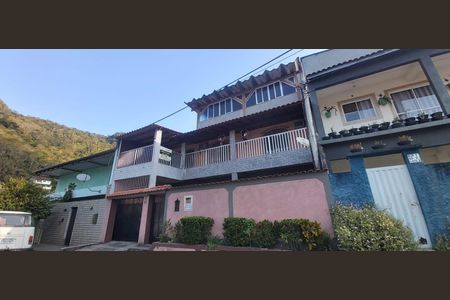 Casa à venda com 200m², 4 quartos e 1 vagaFachada