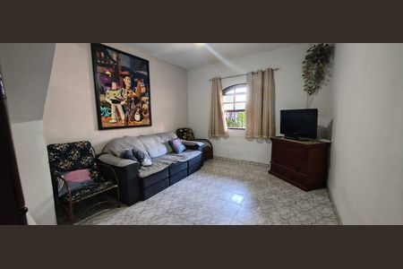 Casa à venda com 200m², 4 quartos e 1 vagaSala