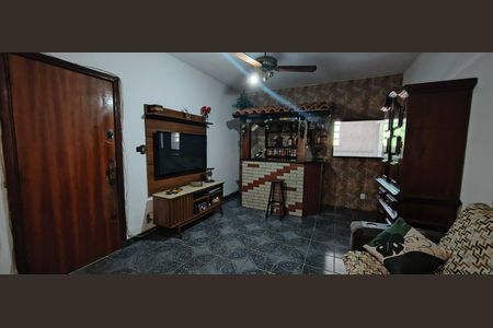 Casa à venda com 200m², 4 quartos e 1 vagaSala