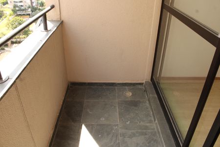 Varanda da sala de apartamento para alugar com 1 quarto, 40m² em Vila Mariana, São Paulo