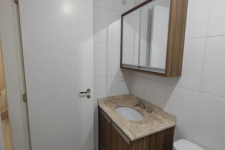 Apartamento para alugar com 67m², 2 quartos e 2 vagas Apartamento para alugar com 67m², 2 quartos e 2 vagasBanheiro da Suíte