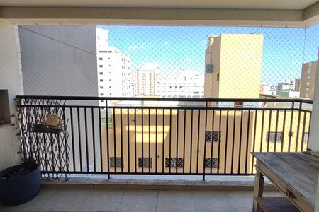 Apartamento para alugar com 67m², 2 quartos e 2 vagas Apartamento para alugar com 67m², 2 quartos e 2 vagasVaranda