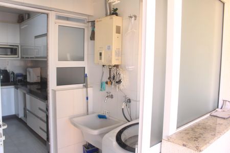 Apartamento à venda com 67m², 2 quartos e 2 vagasÁrea de Serviço