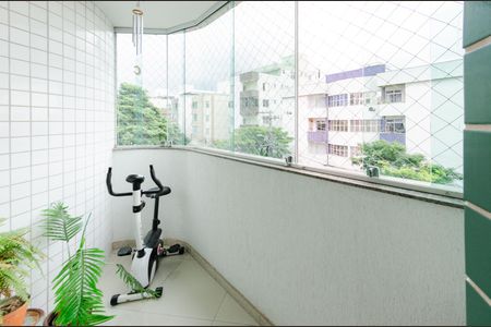 Varanda de apartamento para alugar com 4 quartos, 150m² em Buritis, Belo Horizonte