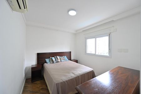 Apartamento à venda com 170m², 3 quartos e 4 vagasSuíte 1