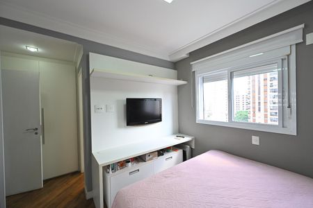 Apartamento à venda com 170m², 3 quartos e 4 vagasSuíte 2