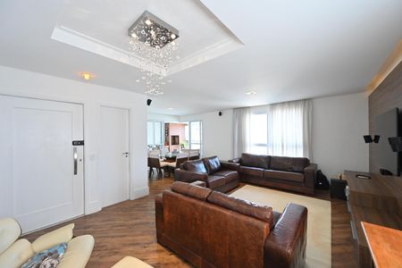 Apartamento à venda com 170m², 3 quartos e 4 vagasSala