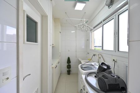 Apartamento à venda com 170m², 3 quartos e 4 vagasLavanderia