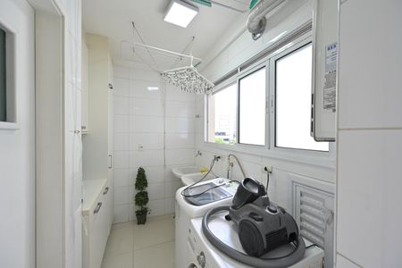 Apartamento à venda com 170m², 3 quartos e 4 vagasLavanderia