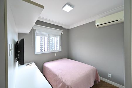 Apartamento à venda com 170m², 3 quartos e 4 vagasSuíte 2