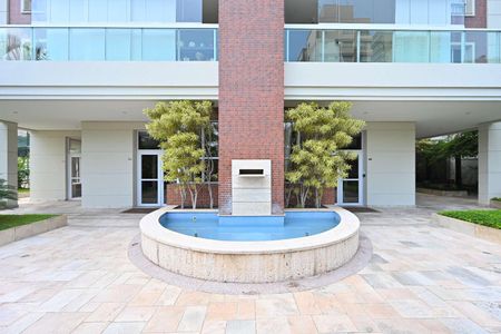 Apartamento à venda com 170m², 3 quartos e 4 vagasEntrada