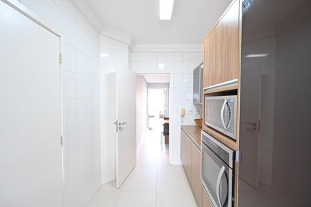 Apartamento à venda com 170m², 3 quartos e 4 vagasCozinha