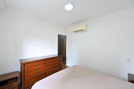 Apartamento à venda com 170m², 3 quartos e 4 vagasSuíte 1