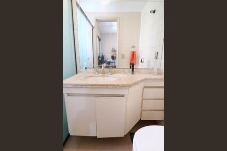 Apartamento à venda com 80m², 3 quartos e 1 vaga